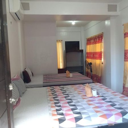 Chelle'S Apartelle-Inn เอลนิโด ภายนอก รูปภาพ